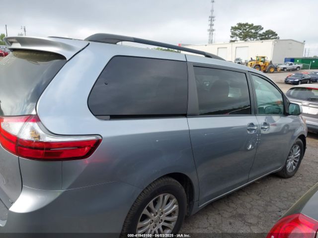 5TDYK3DC9FS659350 Toyota Sienna Xle 8 Passenger