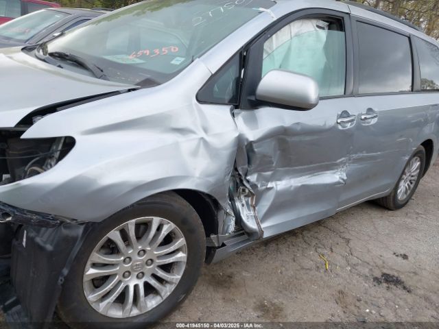 5TDYK3DC9FS659350 Toyota Sienna Xle 8 Passenger
