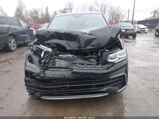 3VV4B7AX3NM046685 Volkswagen Tiguan 2.0t Sel R-line