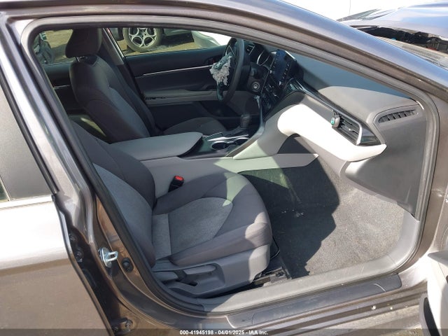4T1C11AK6MU452013 Toyota CAMRY LE