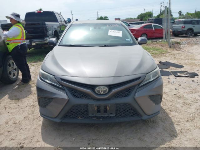 4T1B11HK3JU031721 Toyota CAMRY SE