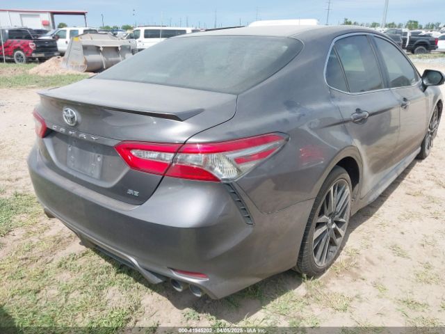 4T1B11HK3JU031721 Toyota CAMRY SE