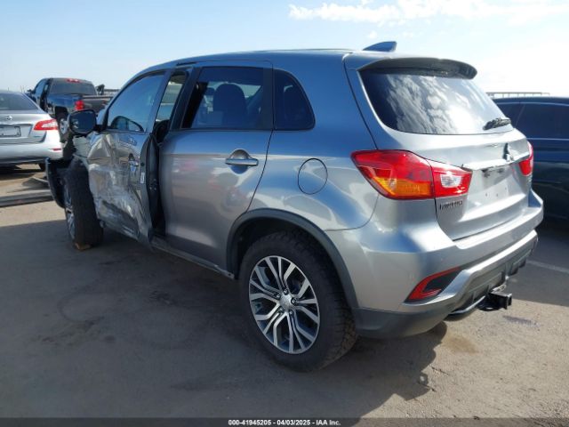 JA4AP3AU7JZ001723 Mitsubishi Outlander Sport 2.0 Es