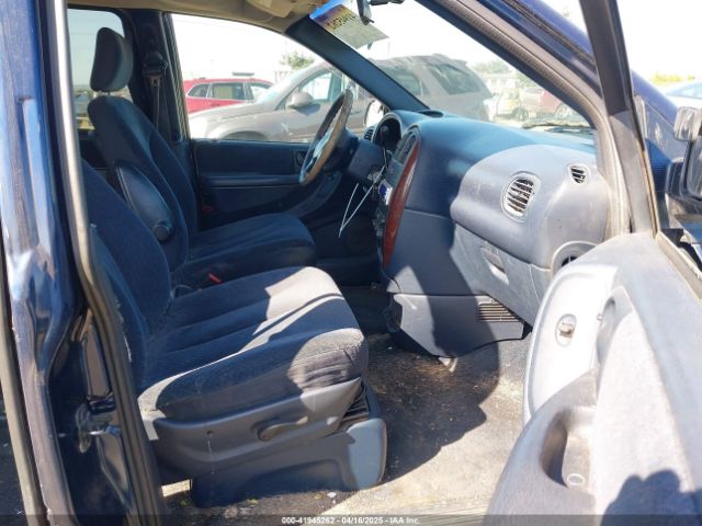 2001 CHRYSLER TOWN & COUNTRY 2C4GP44G91R180093 Photo 4