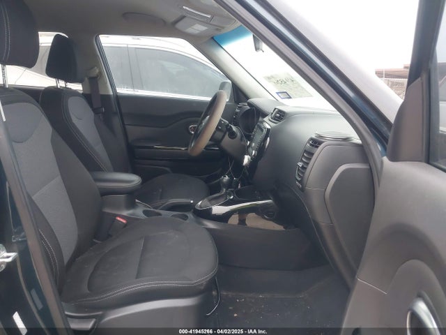 KNDJP3A50J7585957 KIA SOUL +