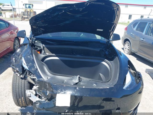 7SAYGDED7SA372294 Tesla Model Y Long Range Dual Motor All-wheel Drive