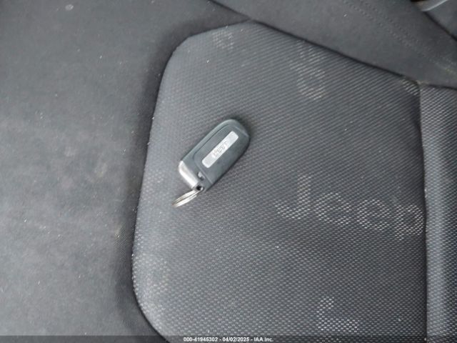 ZACCJABB4HPG40118 Jeep Renegade Latitude Fwd