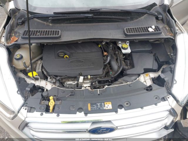 1FMCU0GD5HUD08498 Ford ESCAPE SE