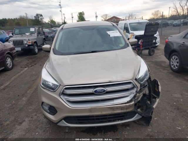 1FMCU0GD5HUD08498 Ford ESCAPE SE