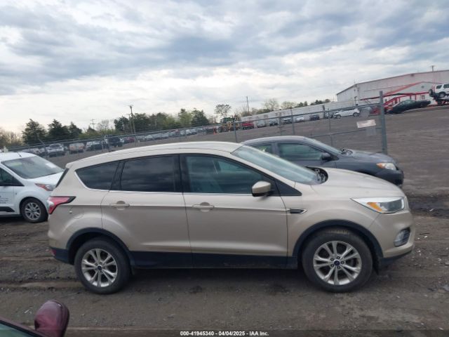 1FMCU0GD5HUD08498 Ford ESCAPE SE