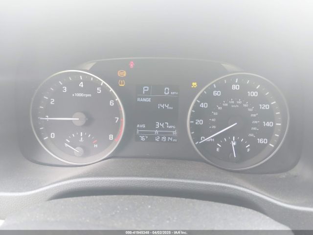 5NPD74LF0JH277787 Hyundai ELANTRA SE