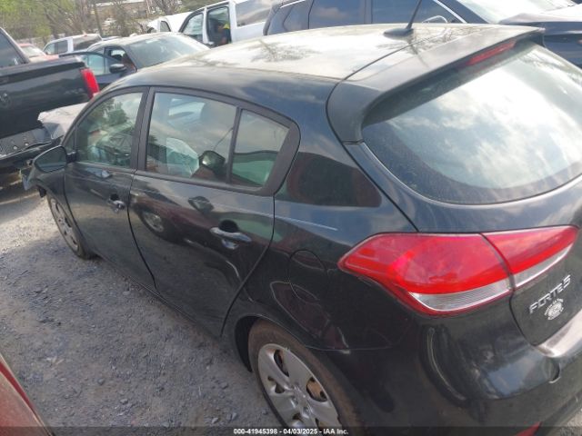 KNAFK5A8XG5581958 KIA Forte 5-door Lx