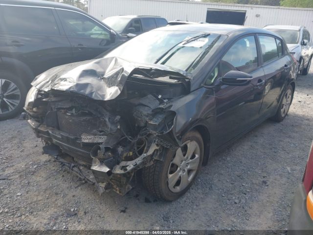 KNAFK5A8XG5581958 KIA Forte 5-door Lx