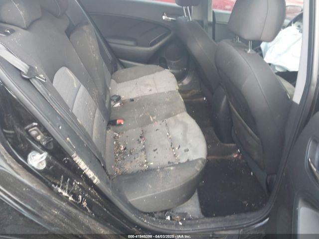 KNAFK5A8XG5581958 KIA Forte 5-door Lx