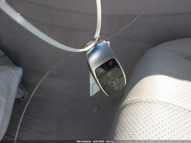 WDDZF4JB3HA285642 Mercedes-Benz E 300