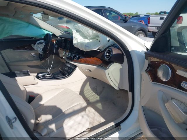 WDDZF4JB3HA285642 Mercedes-Benz E 300