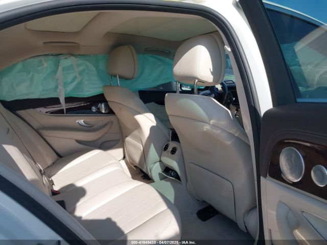 WDDZF4JB3HA285642 Mercedes-Benz E 300