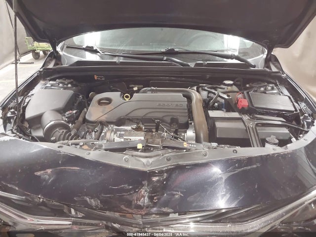 1G1ZG5ST3NF215229 Chevrolet Malibu Fwd Rs