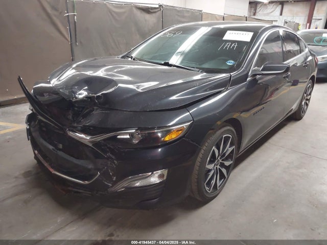1G1ZG5ST3NF215229 Chevrolet Malibu Fwd Rs