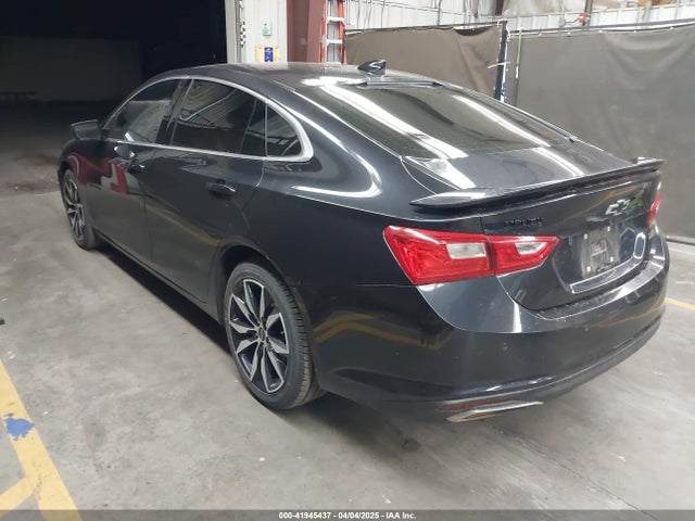 1G1ZG5ST3NF215229 Chevrolet Malibu Fwd Rs