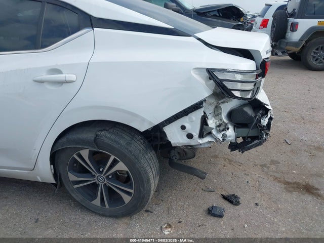 3N1AB8CV0MY325752 Nissan Sentra Sv Xtronic Cvt