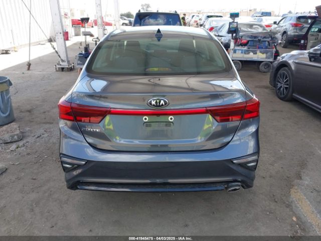 3KPF24AD9KE067221 KIA Forte Lxs