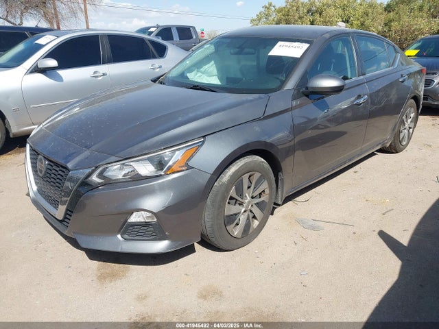 Nissan 2020 2020 1N4BL4BV5LN321948 Image 2
