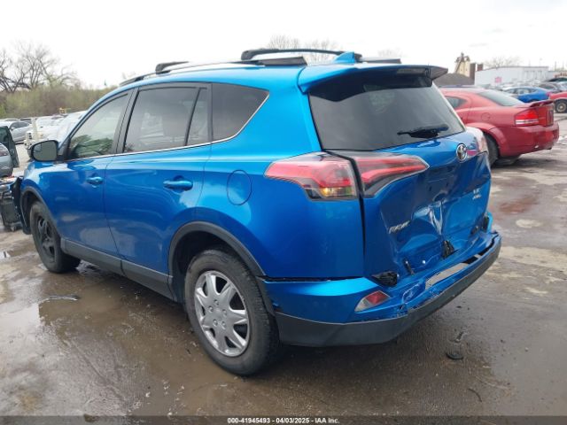 JTMBFREV2HJ151363 Toyota RAV4 LE