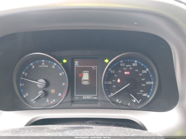 JTMBFREV2HJ151363 Toyota RAV4 LE