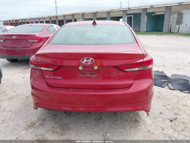 5NPD84LF2JH309765 Hyundai ELANTRA SEL