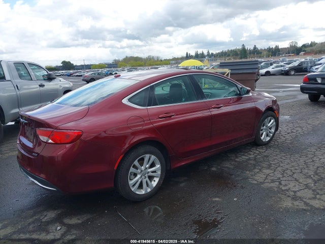 Chrysler 2015 2015 1C3CCCAB0FN746602 Image 4
