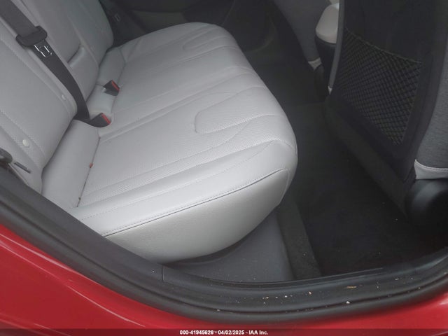 5NPLP4AG5MH000130 Hyundai Elantra Limited