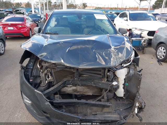 3GNAXHEV3KS651855 Chevrolet EQUINOX LS