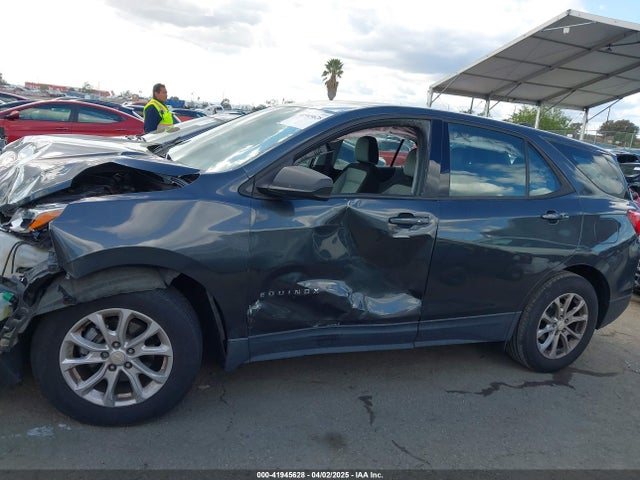 3GNAXHEV3KS651855 Chevrolet EQUINOX LS