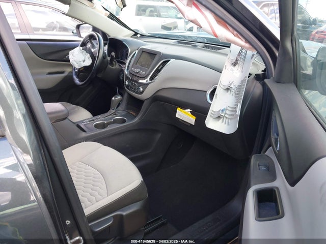 3GNAXHEV3KS651855 Chevrolet EQUINOX LS