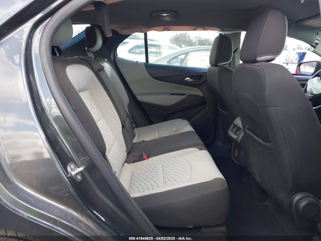 3GNAXHEV3KS651855 Chevrolet EQUINOX LS