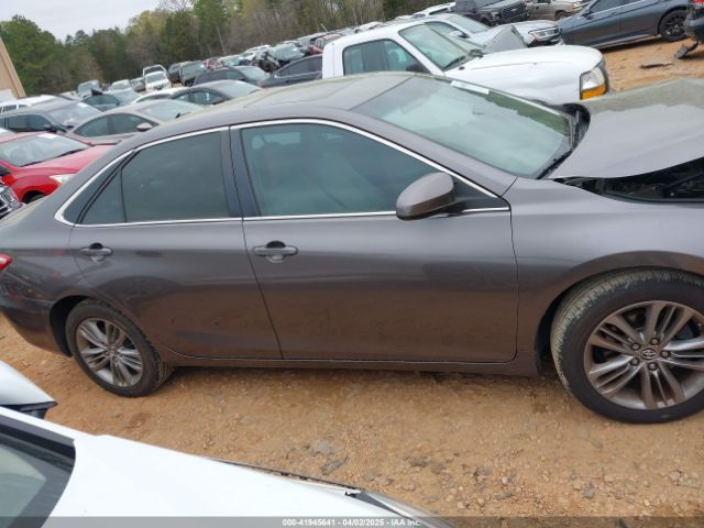 4T1BF1FK0FU477515 Toyota CAMRY SE