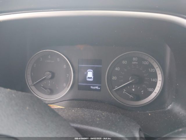 KM8J23A46LU212217 Hyundai TUCSON SE