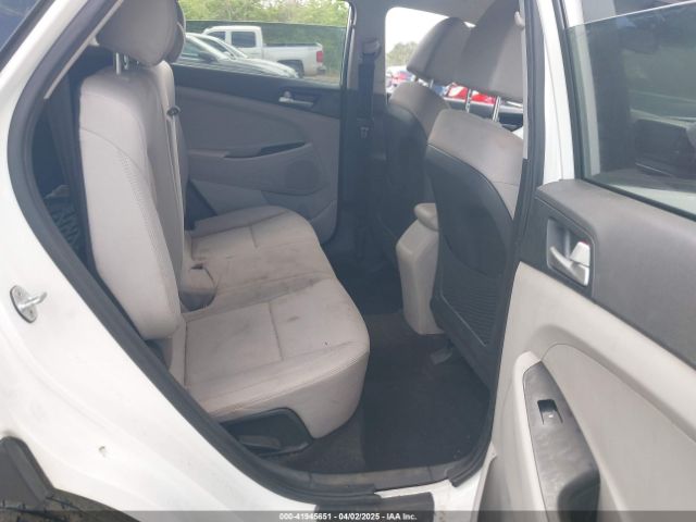 KM8J23A46LU212217 Hyundai TUCSON SE