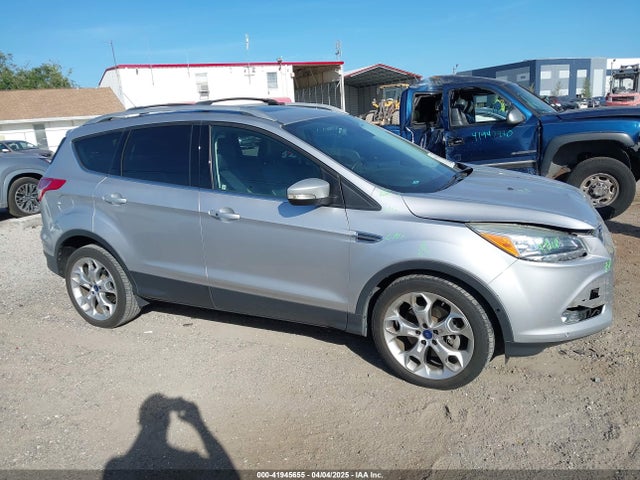 1FMCU0J94GUB11776 Ford Escape Titanium