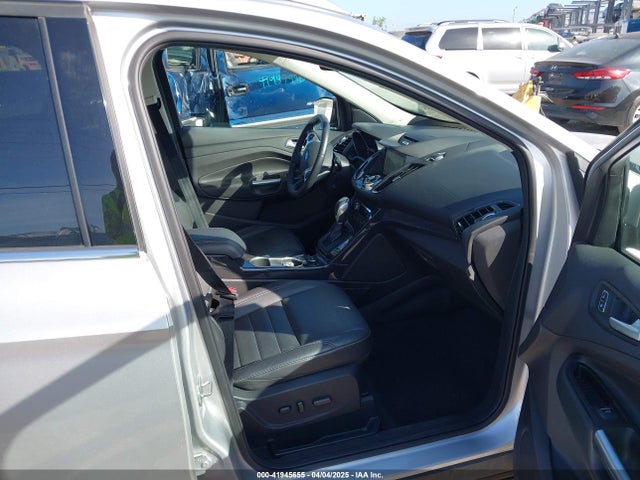 1FMCU0J94GUB11776 Ford Escape Titanium