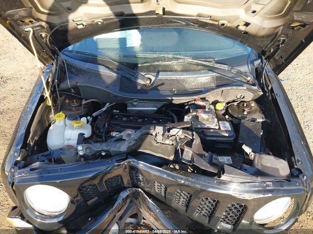 1C4NJPBAXGD699514 Jeep Patriot Sport