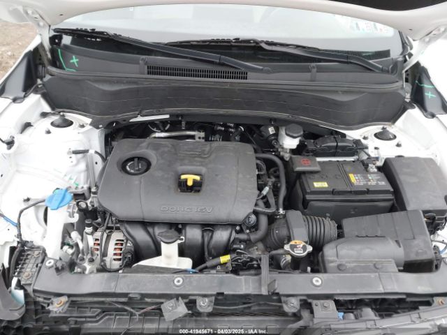 KNDERCAA6N7271678 KIA SELTOS EX