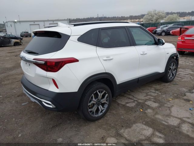 KNDERCAA6N7271678 KIA SELTOS EX