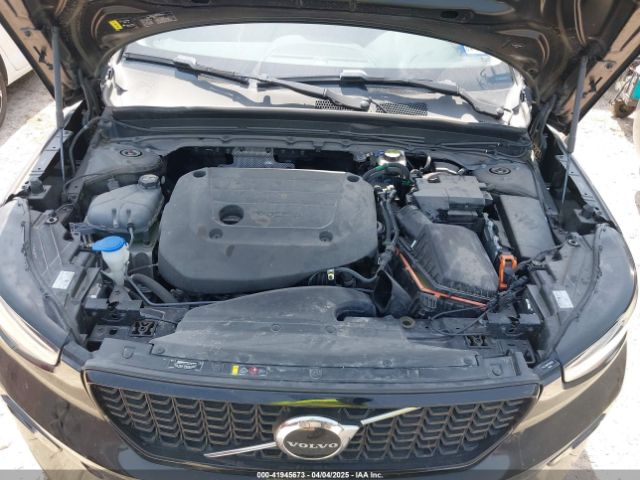YV4L12UW1P2049935 Volvo Xc40 B5 Plus Dark Theme
