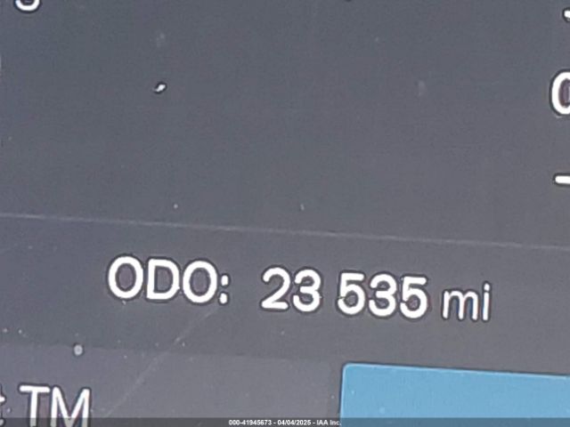 YV4L12UW1P2049935 Volvo Xc40 B5 Plus Dark Theme
