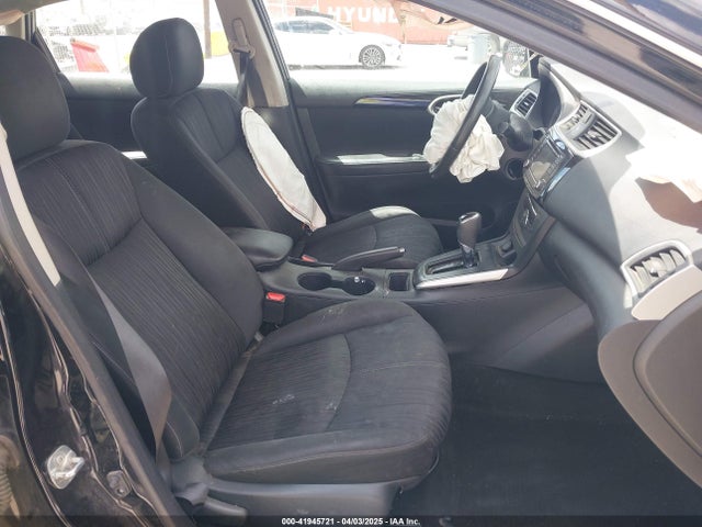 3N1AB7AP5JL663428 Nissan SENTRA SV