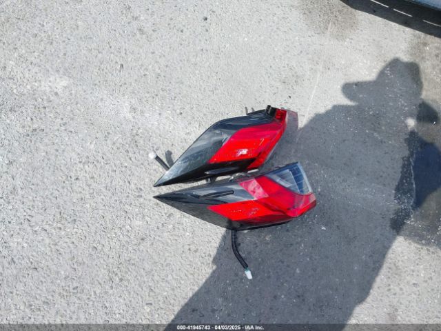 2T3C1RFV1RW341661 Toyota Rav4 Xle Premium