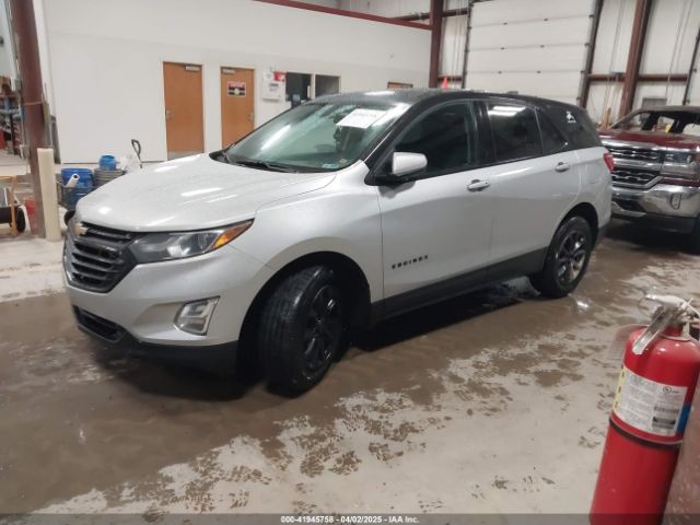 2GNAXSEV6J6198809 Chevrolet EQUINOX LT