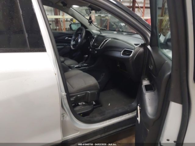 2GNAXSEV6J6198809 Chevrolet EQUINOX LT